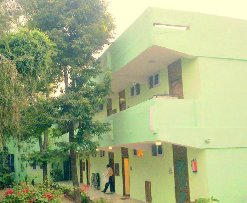 Hotel Bharatpur Ashok Eksteriør billede