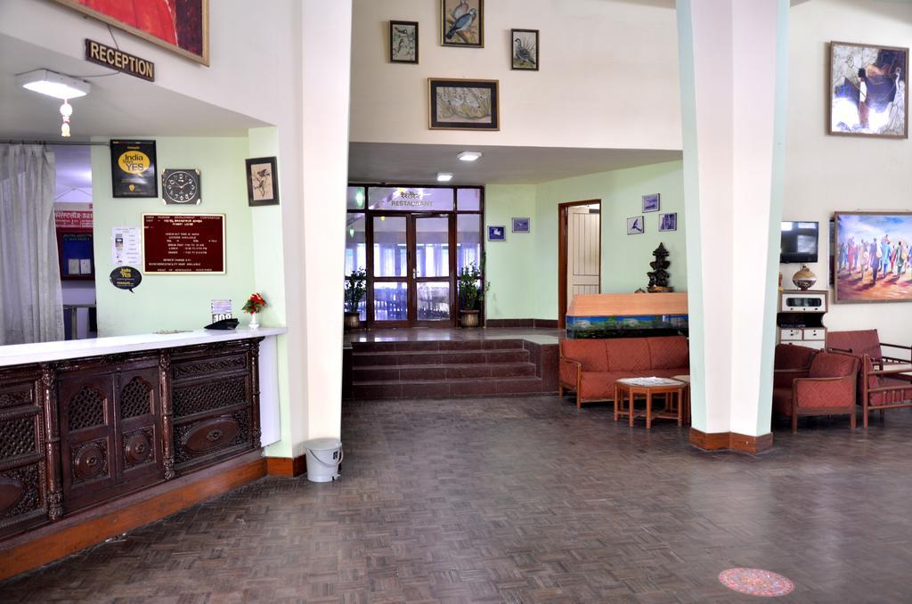 Hotel Bharatpur Ashok Eksteriør billede