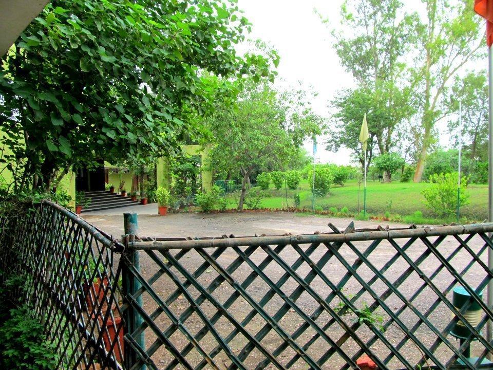 Hotel Bharatpur Ashok Eksteriør billede