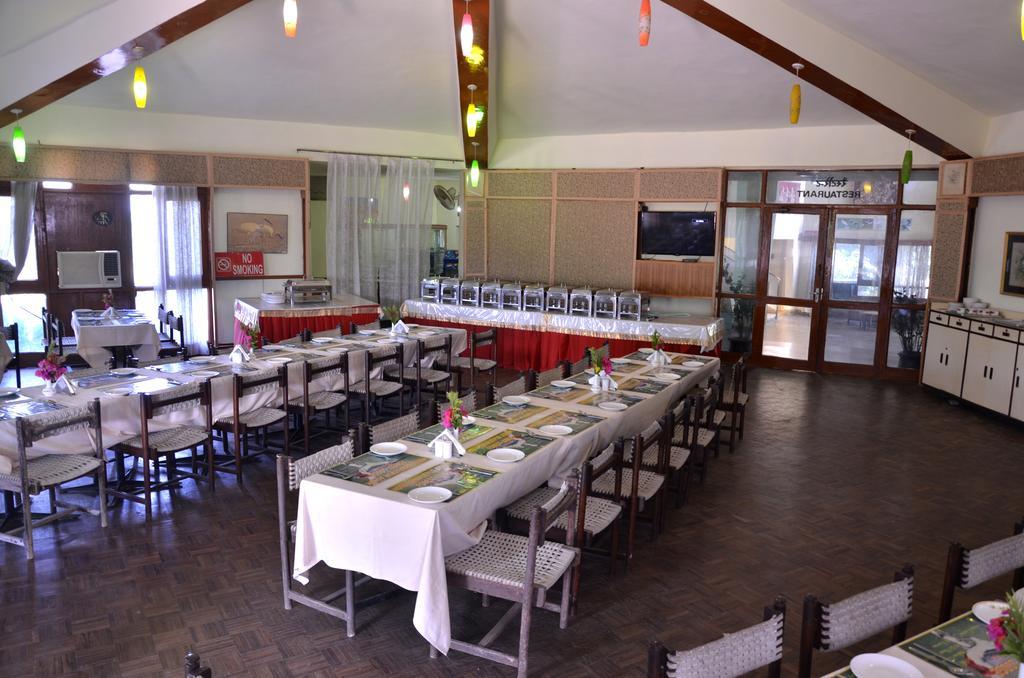 Hotel Bharatpur Ashok Eksteriør billede