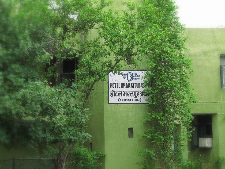Hotel Bharatpur Ashok Eksteriør billede