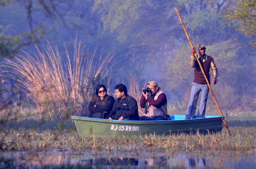 Hotel Bharatpur Ashok Eksteriør billede